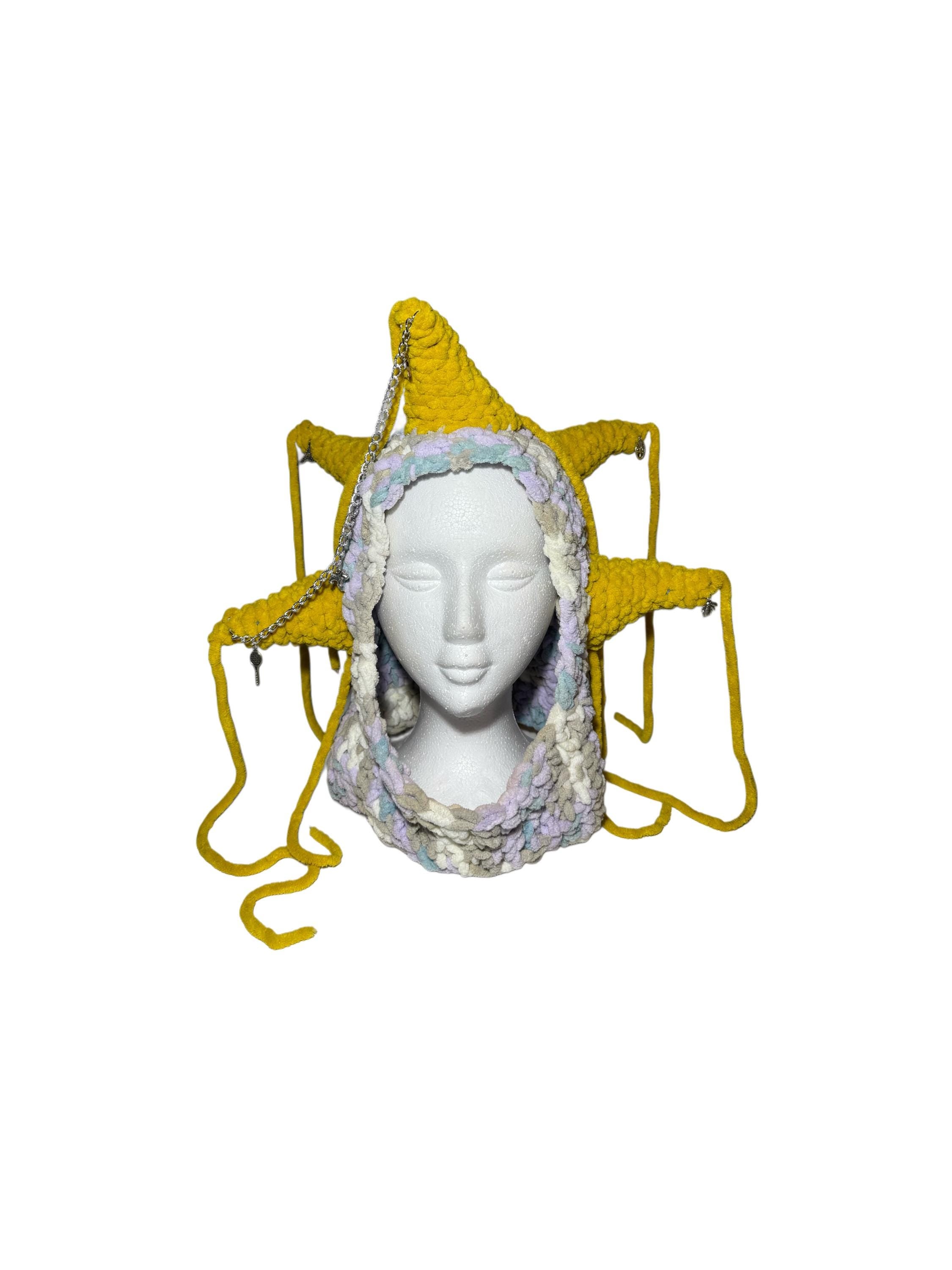 Pale Sunshine Star Hoodlet